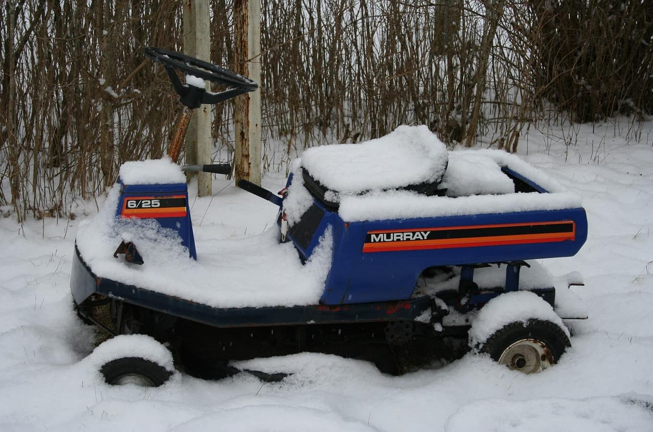 Comment bien hiverner les pneus de votre tracteur tondeuse ?
